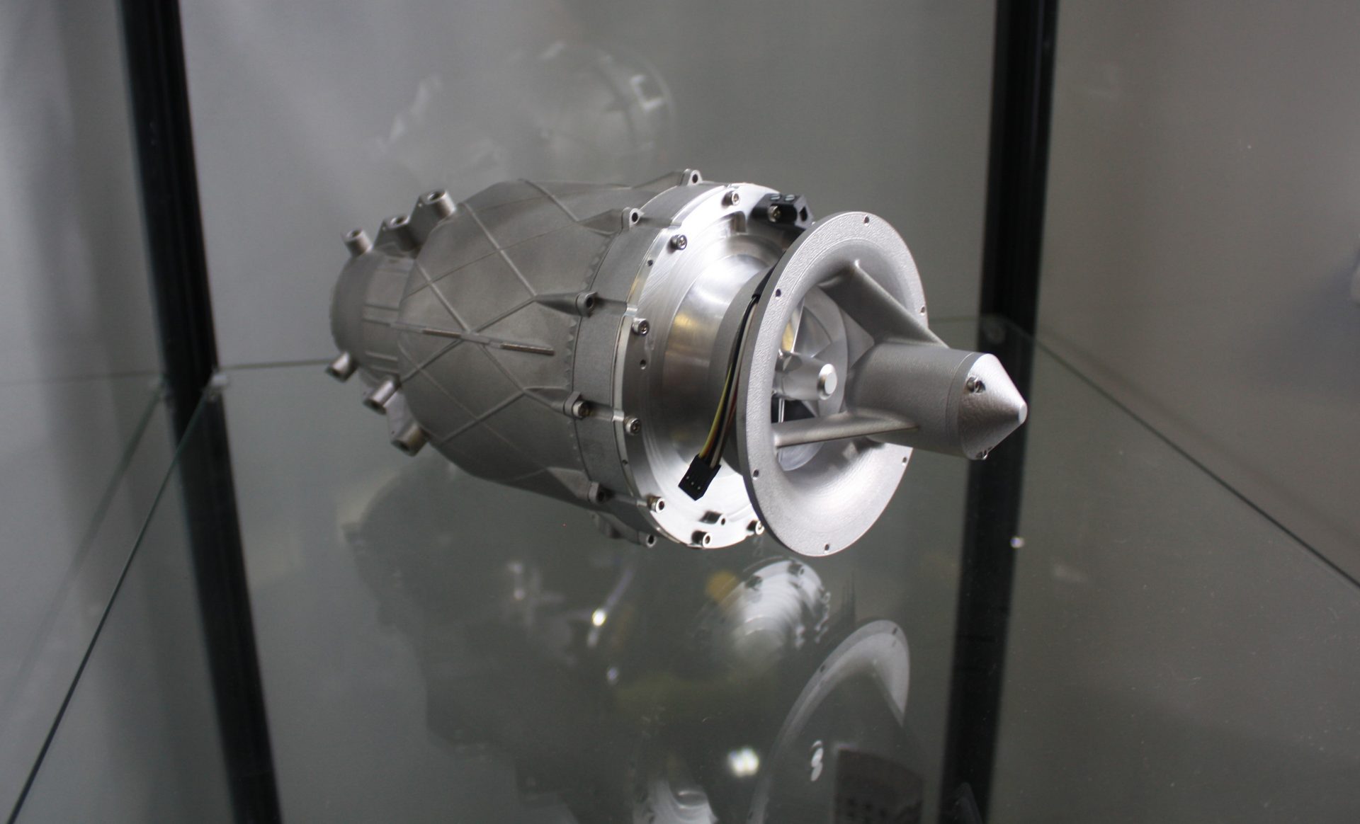 AU2 propulsion system